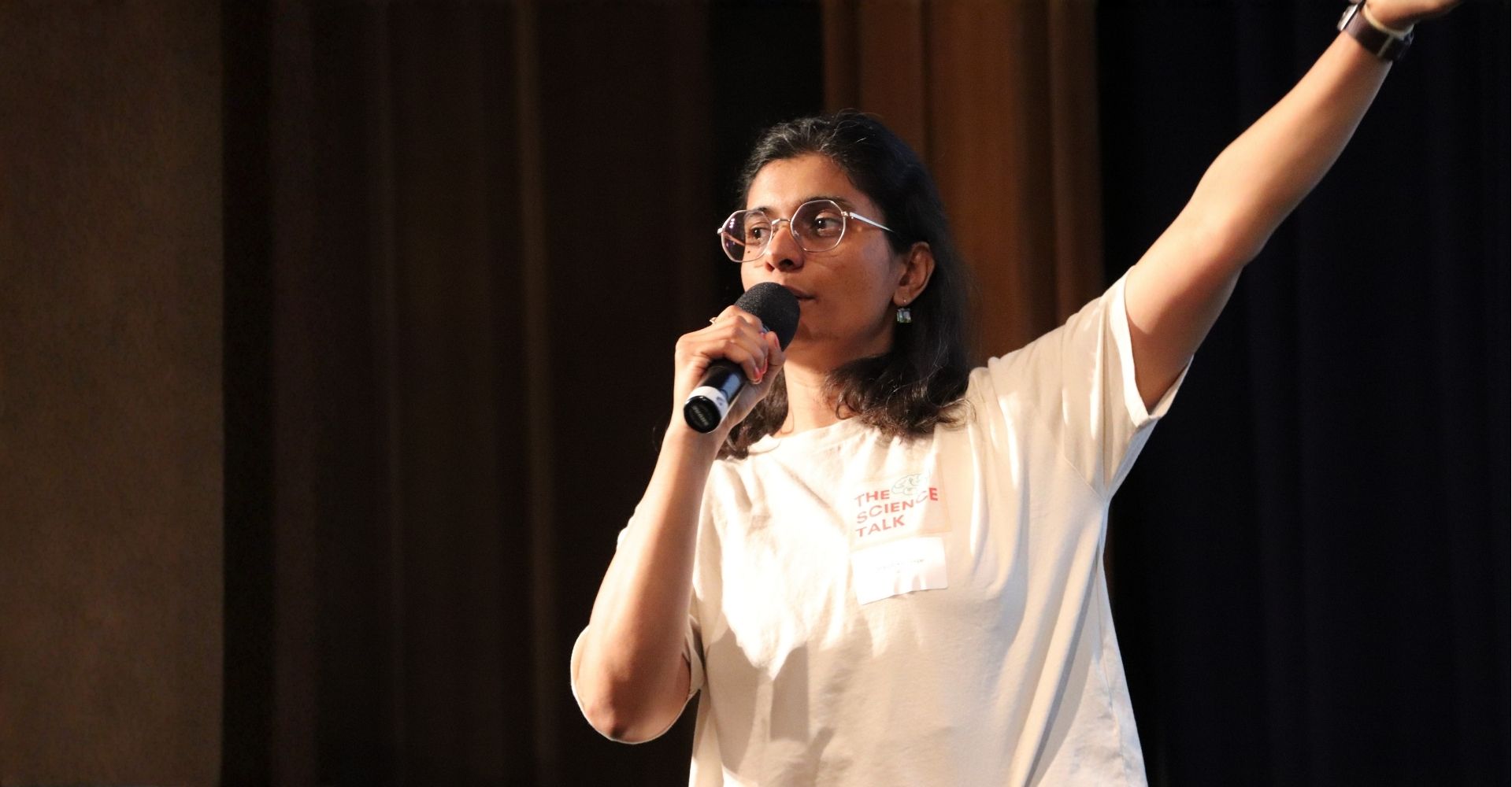 Pranoti Kshirsagar speaking on stage